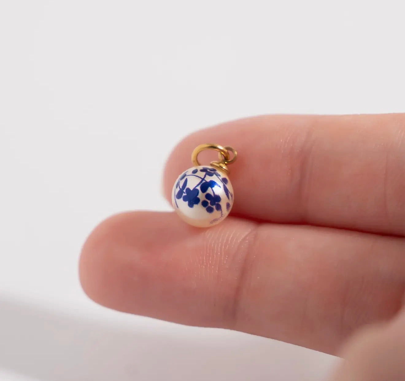 Floral Printed Pearl